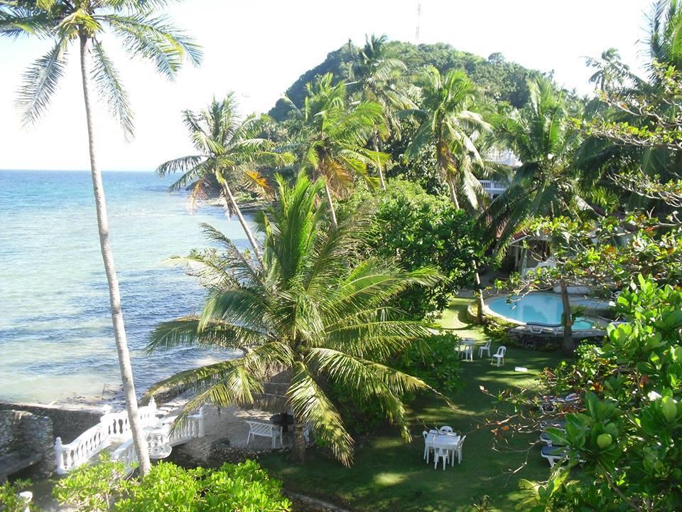Blue Crystal Beach Resort Puerto Galera Exterior photo